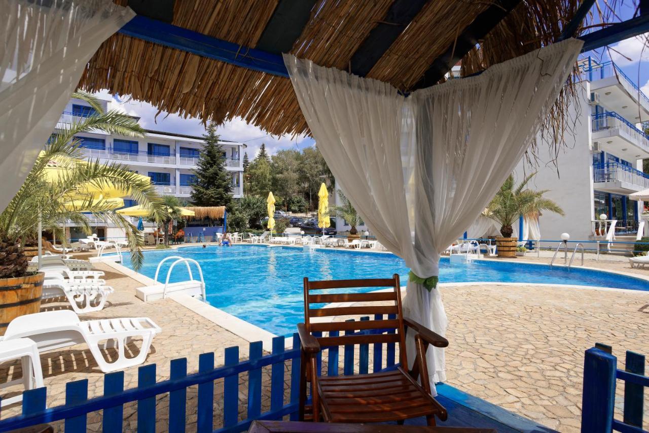 Hotel Iceberg Baltschik Exterior foto