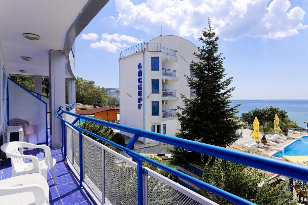 Hotel Iceberg Baltschik Exterior foto