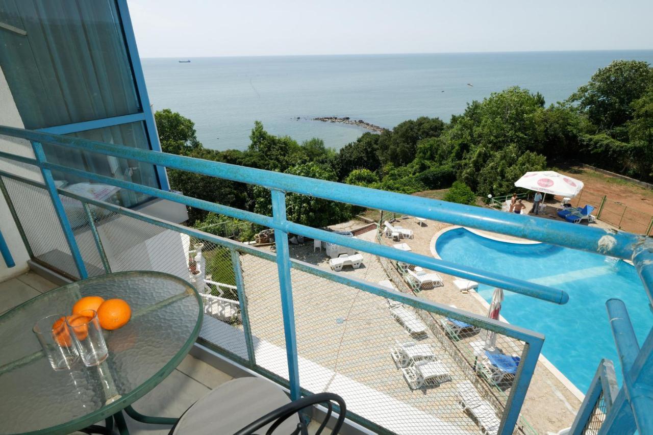 Hotel Iceberg Baltschik Exterior foto