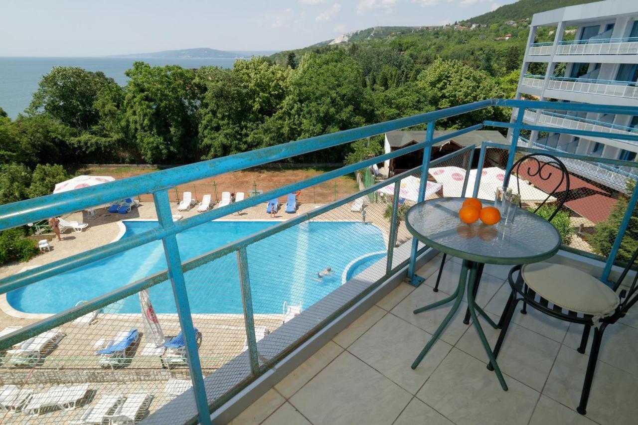 Hotel Iceberg Baltschik Exterior foto