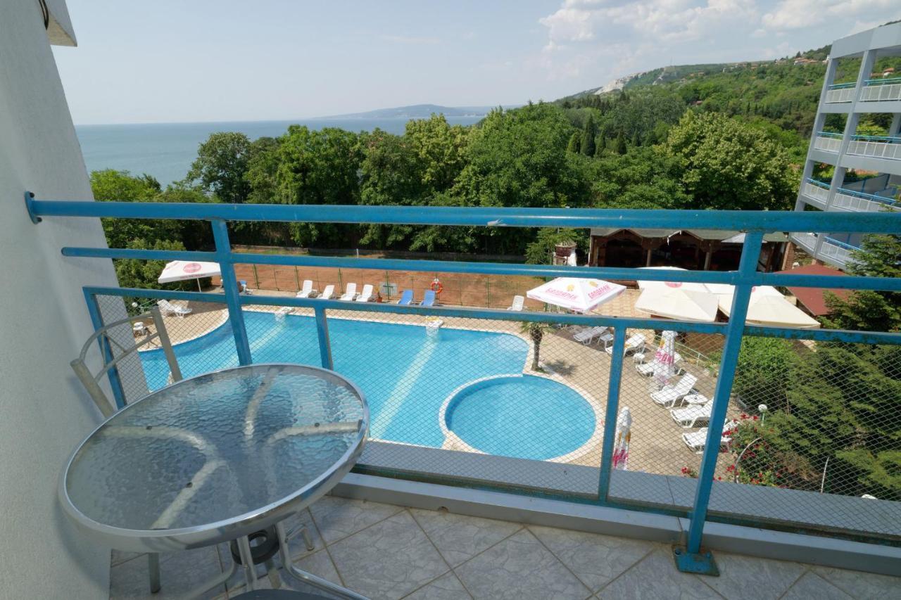 Hotel Iceberg Baltschik Exterior foto